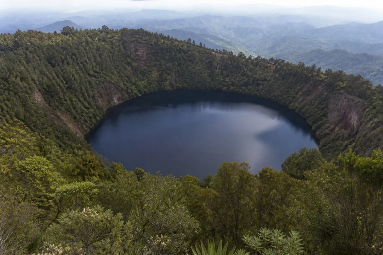 Cráter arbolado de El Volcancillo cerca de Las Vigas.