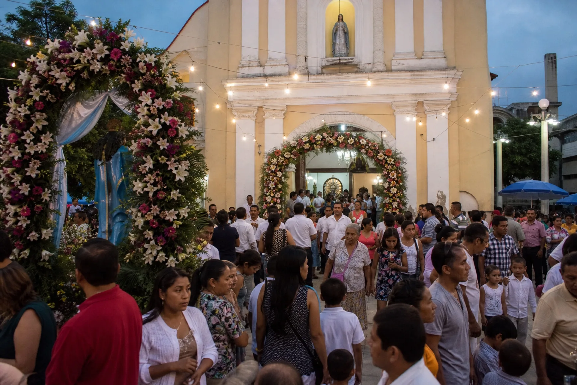 Fiesta patronal de la Asunción en el atrio parroquial de Tlapacoyan.