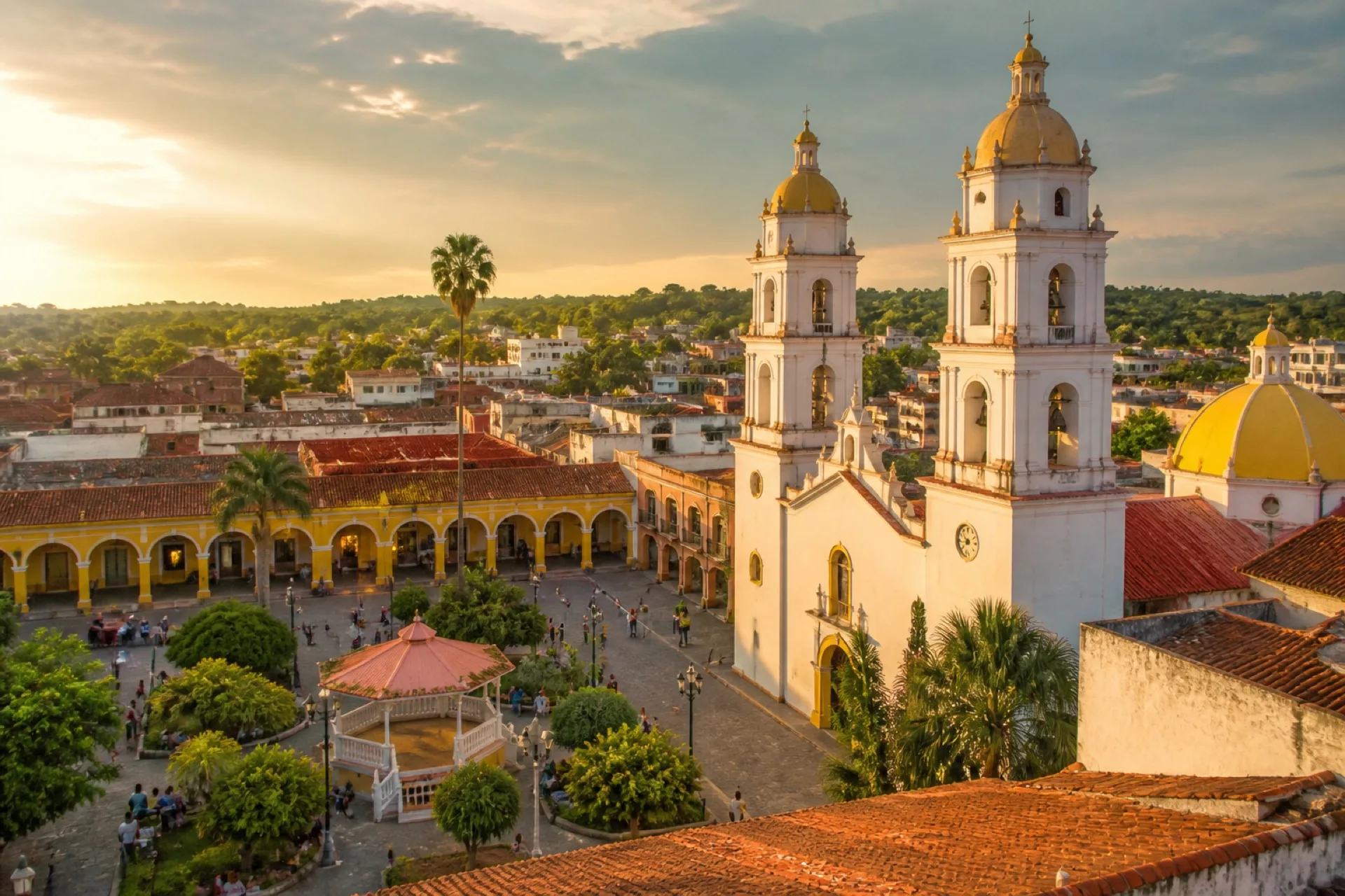 Centro histórico de Papantla con cúpula y casas de color.