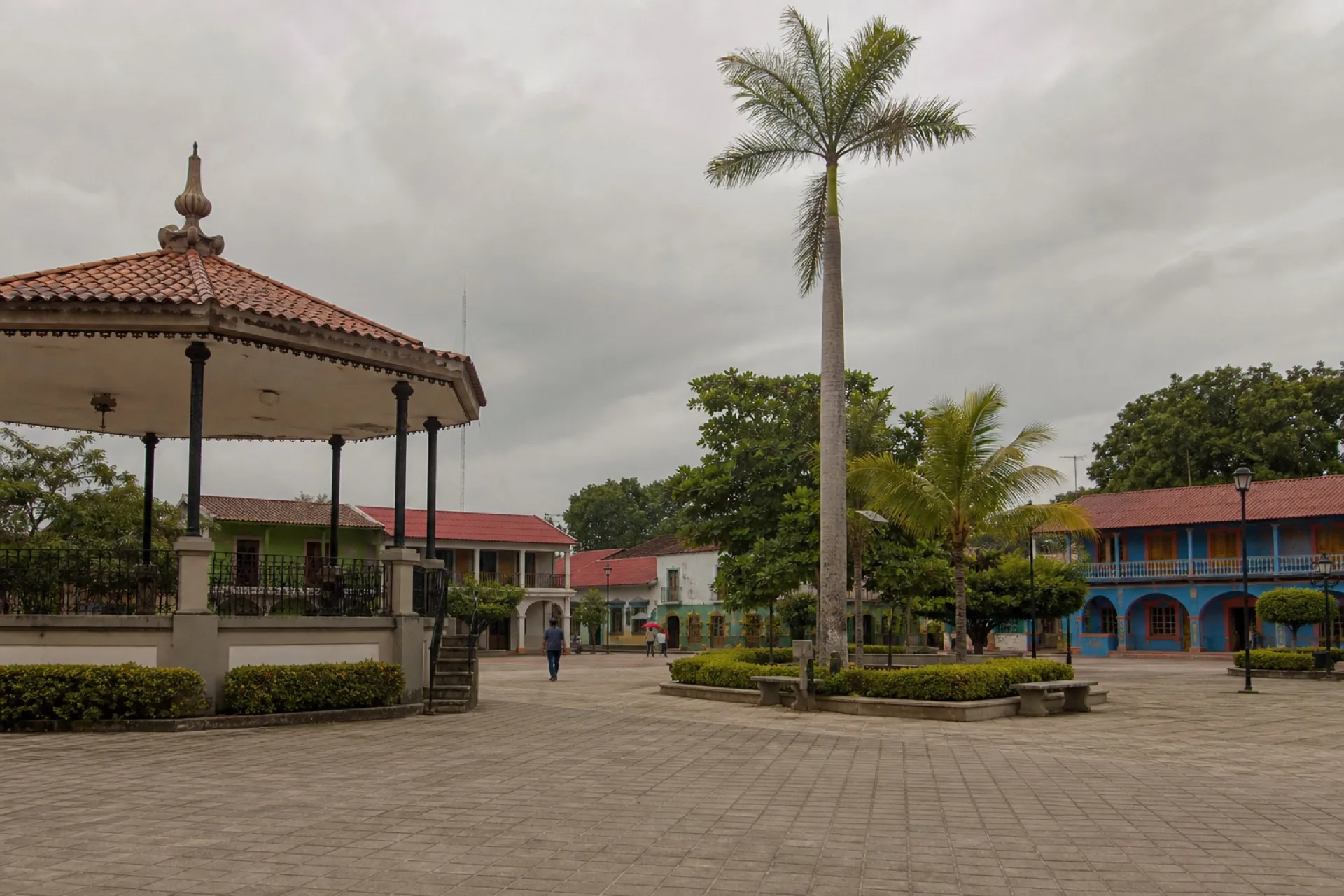 Plaza y kiosco del centro de Tempoal.
