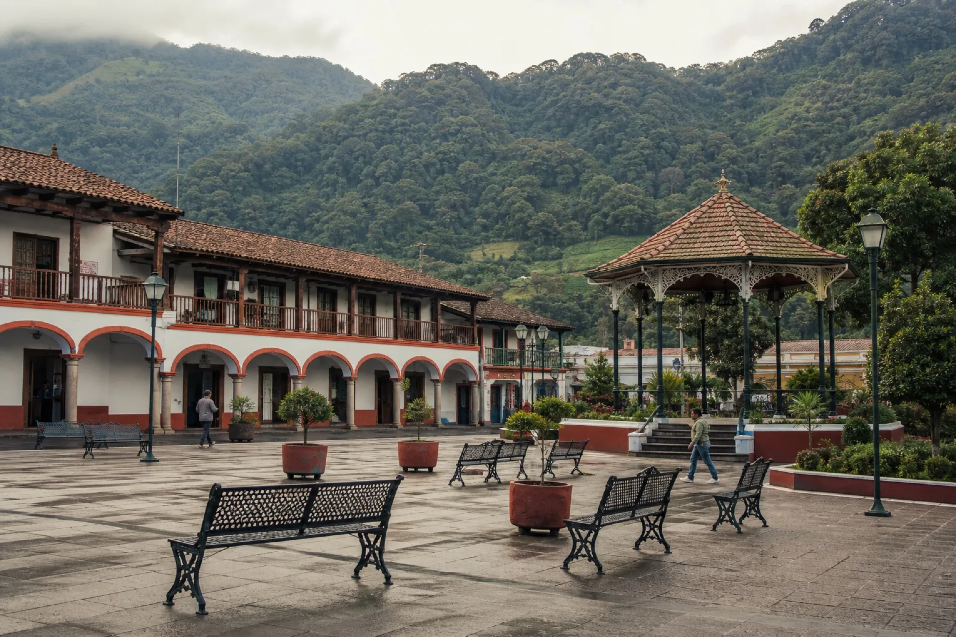 Plaza de Huatusco de Chicuellar en la sierra cafetalera.