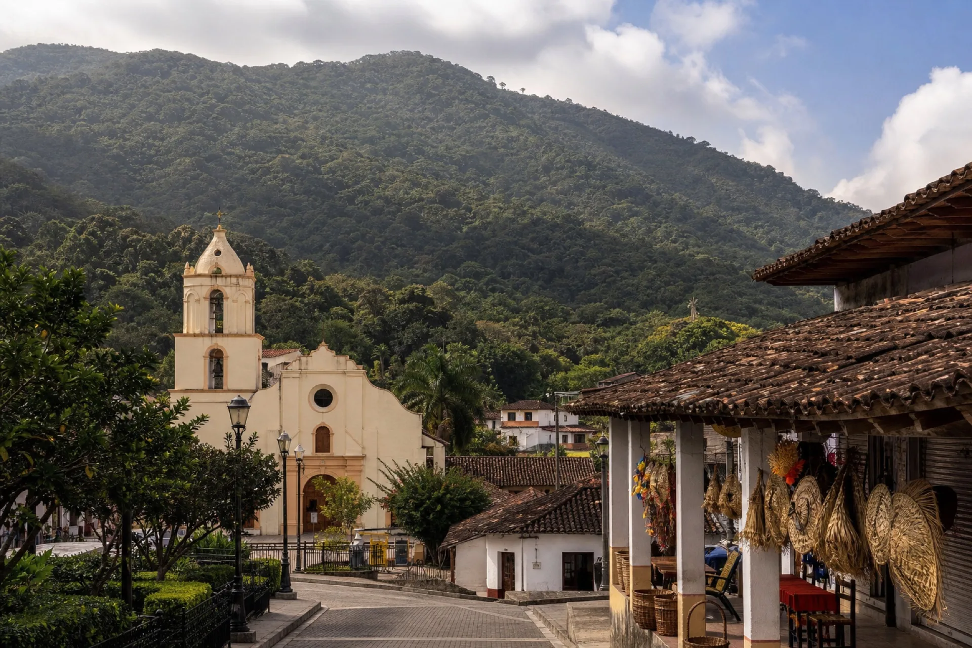 Cabecera de Tancoco con plaza y templo al fondo.